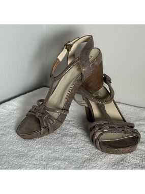 Umberto Raffini Signature Sandals Size 9